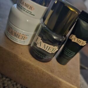 La Mer Skincare Trio with White and Green Accents